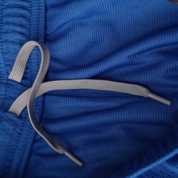 C9 CHAMPION YOUTH BASKETBALL SHORTS. SIZE L ( 12-14). COLOR BLUE - Picture 11 of 11